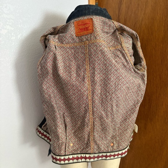 LEVIS x ORIGINAL FAKE sz S 38 Blue Denim Jacket Jeans XX Print Chomper Kaws - Picture 9 of 14